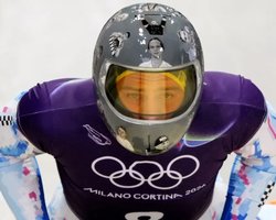 Українцю заборонили носити на Олімпіаді шолом з вбитими РФ спортсменами: Зеленський відреагував