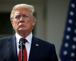 Дональд Трамп прилетел в Сингапур на встречу с Ким Чен Ыном