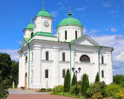 Суд зобов'язав УПЦ (МП) повернути Успенський собор в державну власність