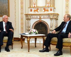Азаров: Товарооборот между Украиной и РФ вырос на 84%