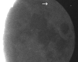 Місяць атакував потік Гемініди: три удари прийшлися по супутнику Землі (відео)