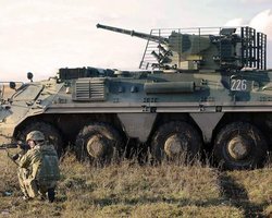 Бойцы ВСУ показали кадры работы в украинском БТР "Буцефал" под Бахмутом (видео)