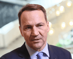 "Шантаж" в обмен на вступление в ЕС: Польша будет давить на Украину в вопросе Волынской трагедии