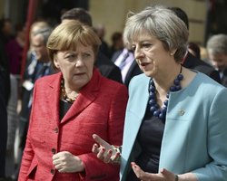 Мэй встретится с Меркель для переговоров по Brexit