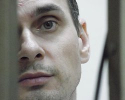 Сенцову могут дать умереть, чтобы другие боялись, - адвокат