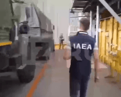 Визит МАГАТЭ на ЗАЭС: камеры пропагандистов РФ случайно показали технику оккупантов (видео)