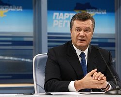 Янукович объяснил, почему Путину комфортно с Тимошенко