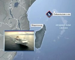 Дрейфующий лайнер Costa Allegra отбуксируют дальше, чем планировалось