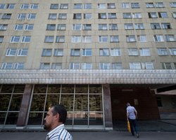 Регионал: Власенко решил сам расписаться за лечащего терапевта