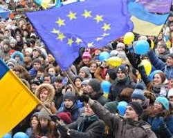 Тысячи студентов на улицах Черновцов призывают к забастовке