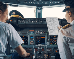 За день, как за месяц: пилот удивил соцсети своей зарплатой (фото)