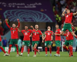 Историческая победа на ЧМ-2022: Марокко по пенальти обыграла Испанию в 1/8 (фото, видео)