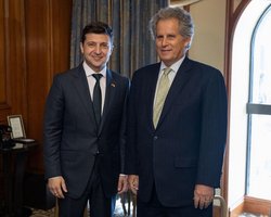 Зеленский пригласил миссию МВФ в Украину, чтобы договориться о новой программе