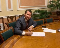 Глава Херсонской ОГА подал в отставку