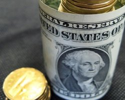 В НБУ допускают отмену обязательной продажи 50% валютной выручки до апреля 2013 года