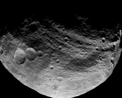 Астероид Веста получил новый статус