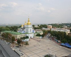 В Киеве прошел марш против варварской застройки центра столицы