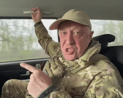 ЧВК "Вагнер" передаст позиции в Бахмуте отряду "Ахмат", — Пригожин
