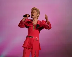 "Маленький принц": образ солиста Ziferblat на "Евровидении" напомнил зрителям героя книги (фото)