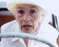 В Италии 80-летним жителям могут запретить водить авто