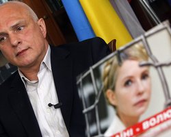 Муж Тимошенко назвал новое дело против его супруги попыткой сорвать саммит Украина-ЕС