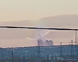 Запах топлива: в Севастополе сообщают о пожаре возле аэропорта Бельбек (фото, видео)