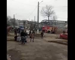 Российские самолеты атаковали заводы в Харькове, есть жертвы (видео)