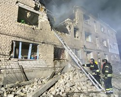 Опять по гражданскому: ВС РФ попали по ремонтному заводу "Укрзализныци" в Запорожье