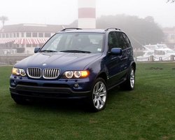 BMW отзывает X5 и X6 из-за ошибки в одной цифре