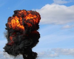 СБУ атакували склад боєприпасів росіян в Криму: на місці виникла пожежа, є загиблі