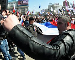 ЦИК перенес все пять окружкомов Донецка в аэропорт