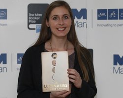 Назван лауреат Букеровской премии