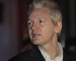 Один из лучших юристов Испании возглавит защиту Джулиана Ассанжа