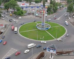 Взрыв в Кривом Роге: несколько зданий ушли под землю