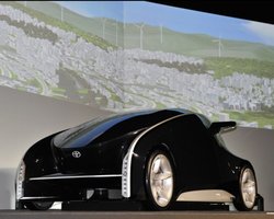 Toyota представит футуристический автомобиль-смартфон