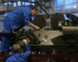 РФ переходить на "воєнні рейки": у Le Monde розповіли, чим занепокоєні у НАТО