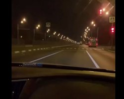 "Сейчас скажу, когда 200 будет": появилось видео из салона "Инфинити" до аварии (видео)