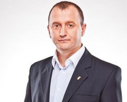 В Киеве ограбили автомобиль народного депутата от Свободы