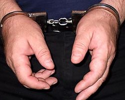 Россиянин взят под домашний арест за публикацию Майн кампф в интернете