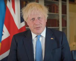 "Жодна сила не зможе вас перемогти": Джонсон привітав українців із Днем Незалежності