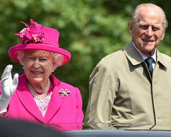 Принца Филиппа еще не похоронили, но уже собираются перезахоронить