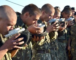 Глава Миноброны: В 2013 году будет приостановлен призыв в армию