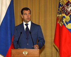 Медведев: Россия и Польша могут сблизиться