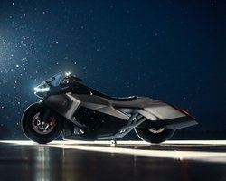 Баварський футуризм: BMW представила неймовірний шестициліндровий мотоцикл (фото)