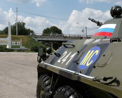 "Це все Сталін винний". Як у Румунії реагують на загострення в Молдові