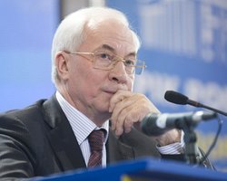 Азаров поручил найти аргументы для переговоров с Россией по газу