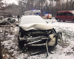 Снежный коллапс: в Киеве более 70 аварий