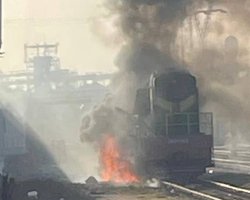 Армия РФ ударила по железной дороге в двух областях: какие последствия (фото)