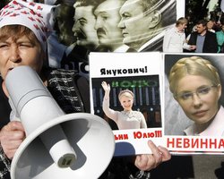 Адвокаты требуют приостановить дело о ЕЭСУ из-за здоровья Тимошенко