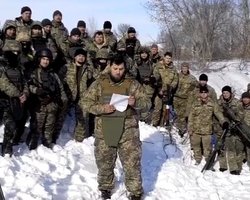 Бойцы ВСУ призвали Порошенко прекратить торговлю с ОРДЛО